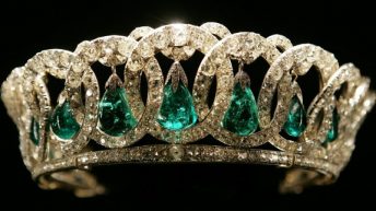 Tiara de esmeraldas y diamantes “Gran Duquesa”