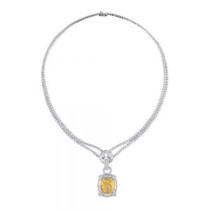 Collar de oro blanco con diamantes y zafiro amarillo natural