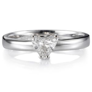 Sortija_royal_trilogy_oro_blanco_zafiro_orla_diamantes- Ref J5665SB_Chocron_Joyeros