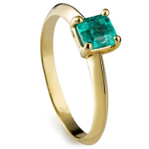 Sortija_royal_trilogy_oro_amarillo_esmeralda_talla_princesa_Ref_J6111SO_Chocron_Joyeros
