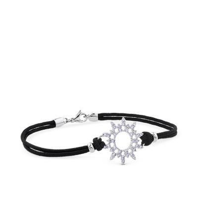 Pulsera de oro blanco y cordón negro con sol de pavé de diamantes
