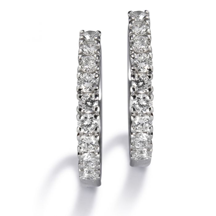 Aros de oro blanco y diamantes clearance