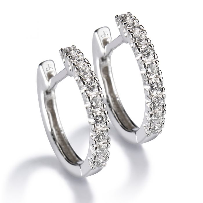 Pendientes de oro blanco y brillantes pequeños shop