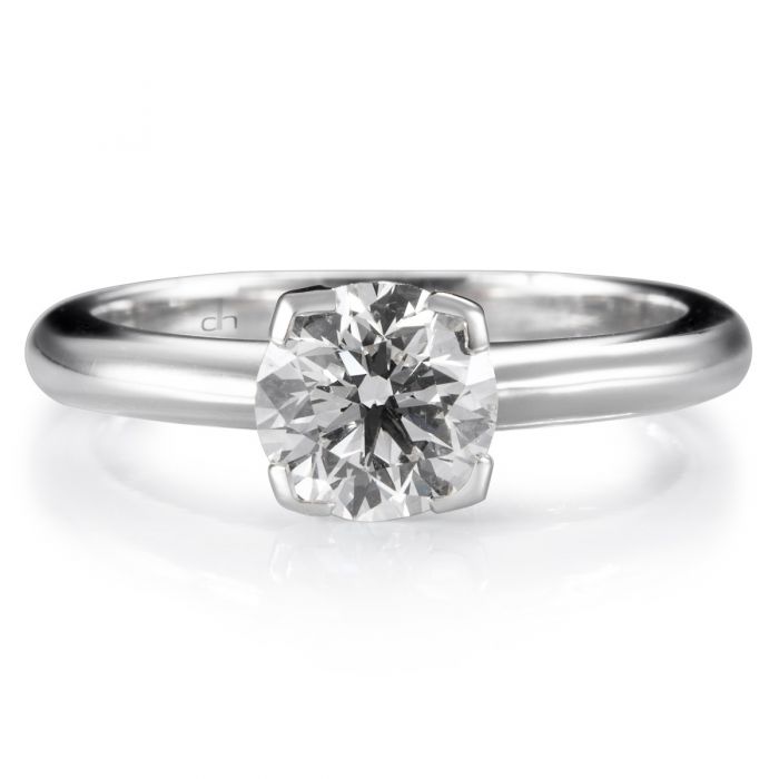 Solitario de oro blanco con diamante talla princesa 1.00 quilate