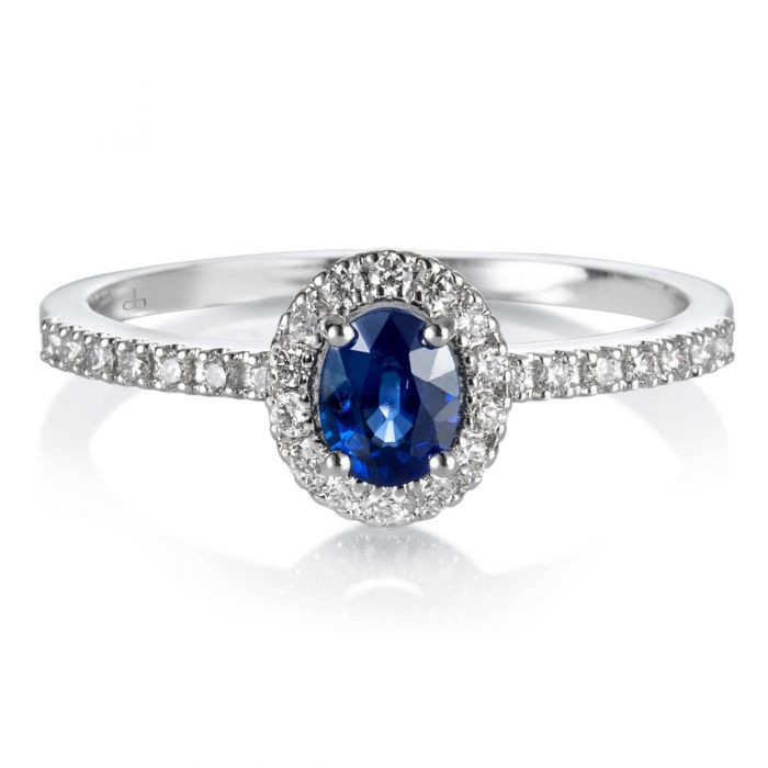 Anillo de zafiro y sale diamantes